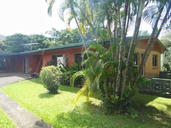 27 Yurongi Street, Caravonica QLD 4878