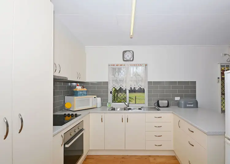 Fifth view of Homely house listing, 18 Kehlet Street, Point Vernon QLD 4655