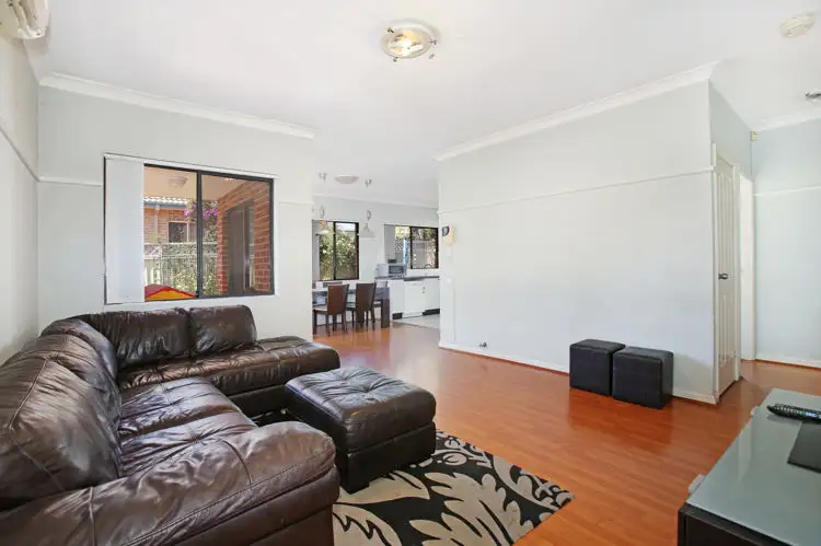 Third view of Homely villa listing, 4/32-34 Veron Street, Wentworthville NSW 2145