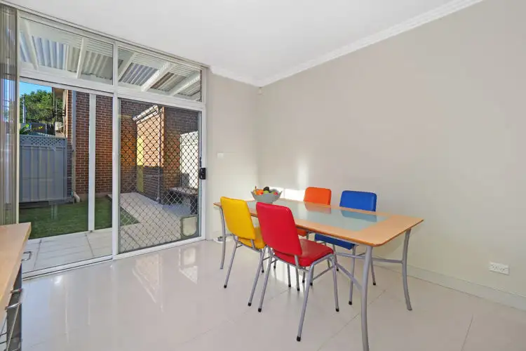 Third view of Homely townhouse listing, 6/79 Woodpark Road, Woodpark NSW 2164