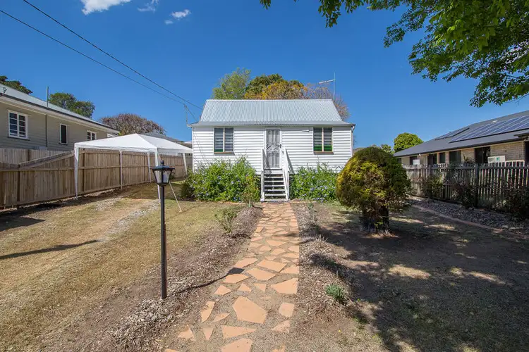 38 Frederick Street, Newtown QLD 4305