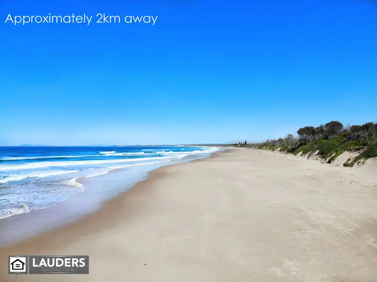 984 Old Bar Road, Old Bar NSW 2430