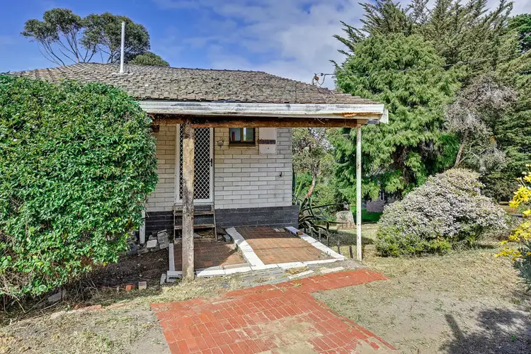 4 Meethenar Street, Carlton TAS 7173