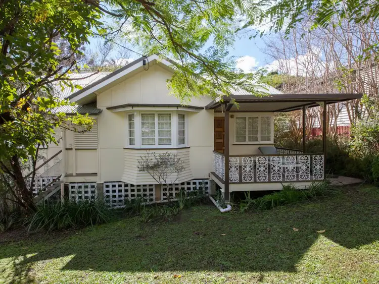 16 Doyle Street, Coorparoo QLD 4151