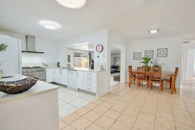 Fifth view of Homely house listing, 17 Lyndon ct, Boronia Heights QLD 4124