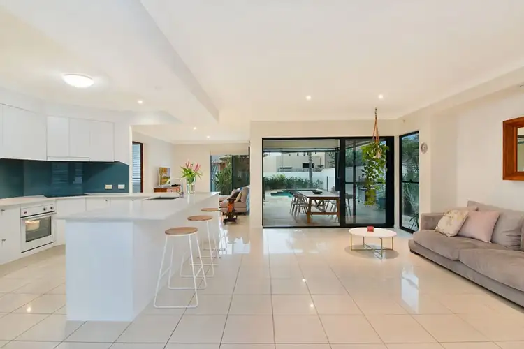 22 Korina Avenue, Coolangatta QLD 4225