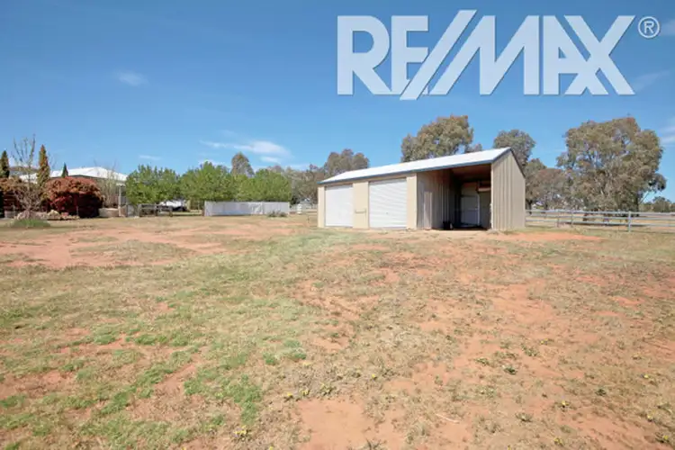 Sixth view of Homely house listing, 2 Loughan Rd, Junee NSW 2663