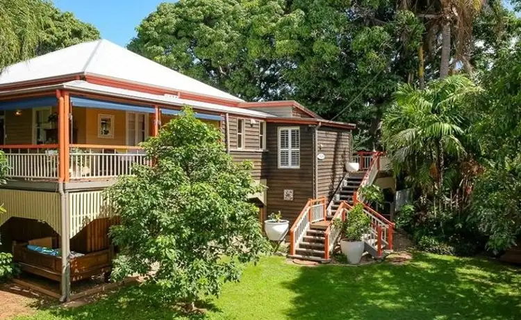 44 Charles Street, West Gladstone QLD 4680