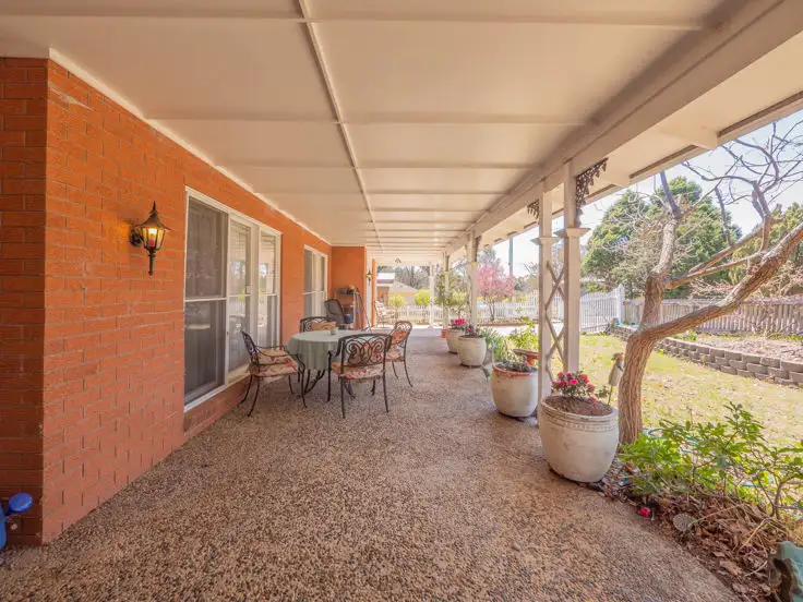 Sixth view of Homely house listing, 8 Roslyn Avenue, Armidale NSW 2350