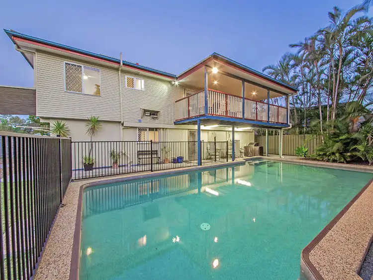 67 Duncan Street, Wynnum West QLD 4178