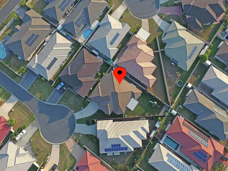 Seventh view of Homely house listing, 8 Venn Court, Wynnum West QLD 4178