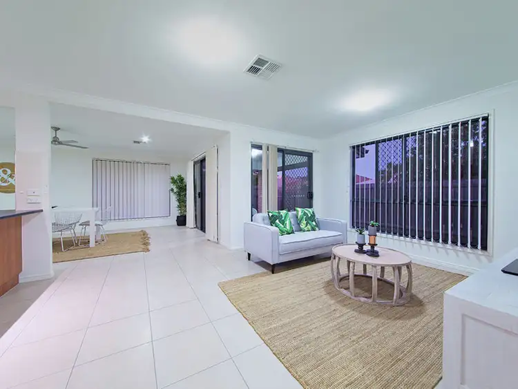 Sixth view of Homely house listing, 9 Higgs Circuit, Wynnum West QLD 4178