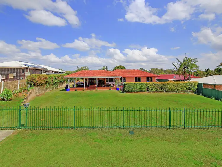 Second view of Homely house listing, 4 Poinciana Street, Wynnum West QLD 4178