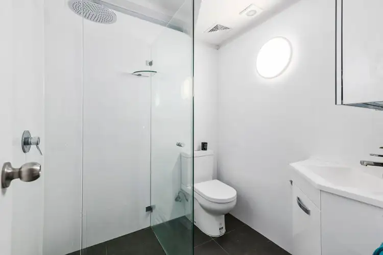 Fourth view of Homely unit listing, 5/8-12 Kent street, Newtown NSW 2042