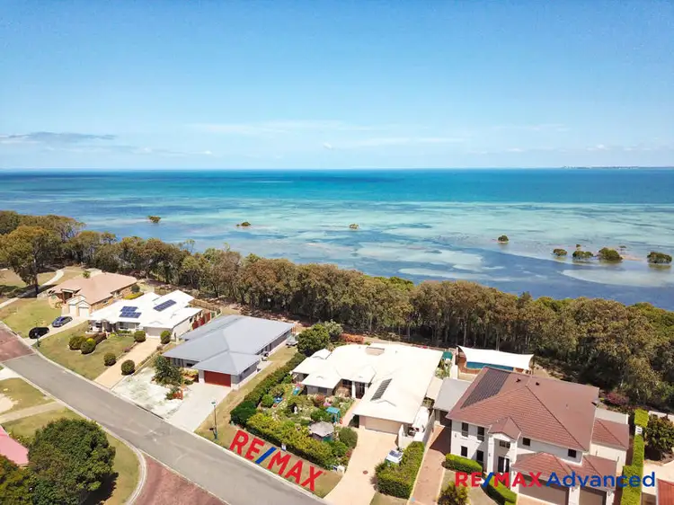 18 Loftus Place, Sandstone Point QLD 4511