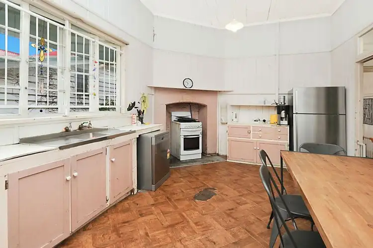 Second view of Homely house listing, 37 Walmsley St, Kangaroo Point QLD 4169