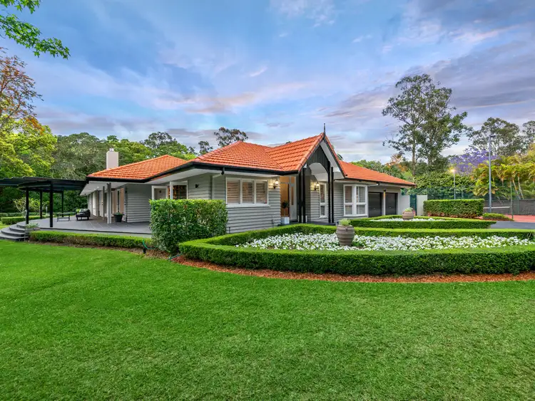 45 Tristania Road, Chapel Hill QLD 4069