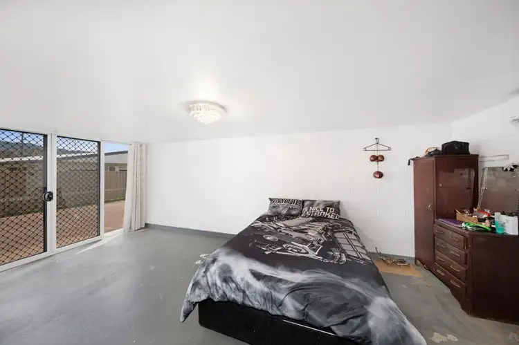 Fifth view of Homely semi-detached listing, 2/21 Nesbit Street, Whitfield QLD 4870