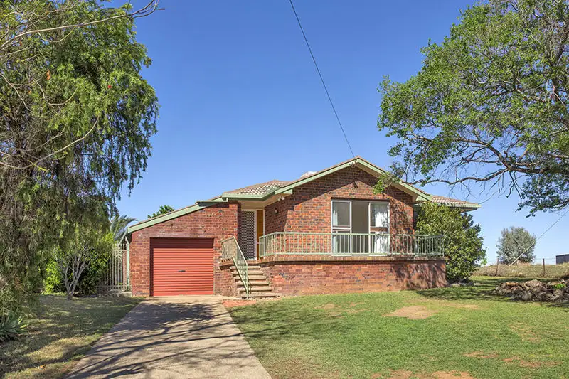 Main view of Homely house listing, 18 Andrew Avenue, Tamworth NSW 2340