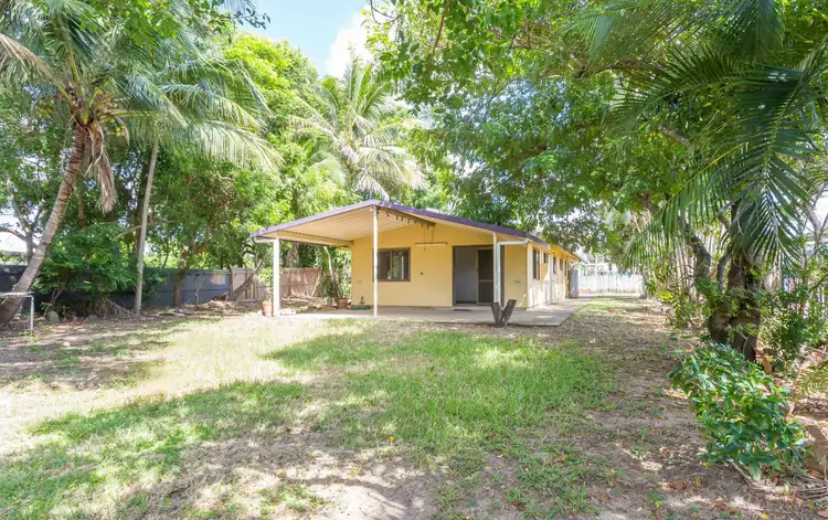 1 Cavanagh Drive, Blacks Beach QLD 4740