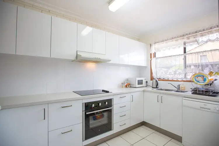 Main view of Homely unit listing, 10/52 Bordeaux, Mermaid Waters QLD 4218