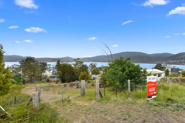 22 Free Street, White Beach TAS 7184