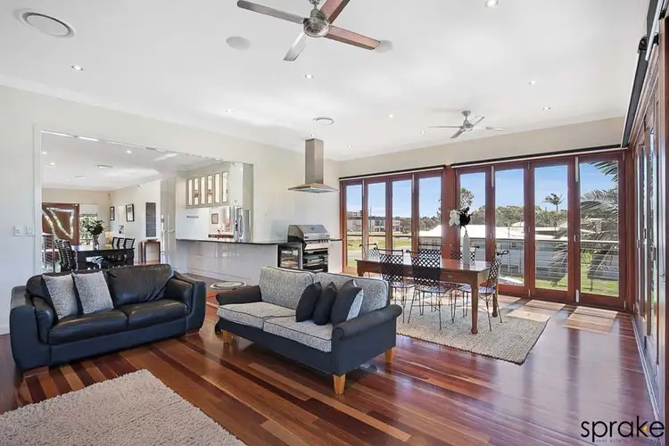 Sixth view of Homely house listing, 16 Pilot Street, Urangan QLD 4655