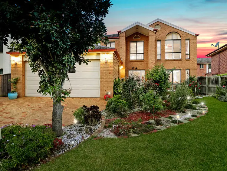 19 Millcroft Way, Beaumont Hills NSW 2155