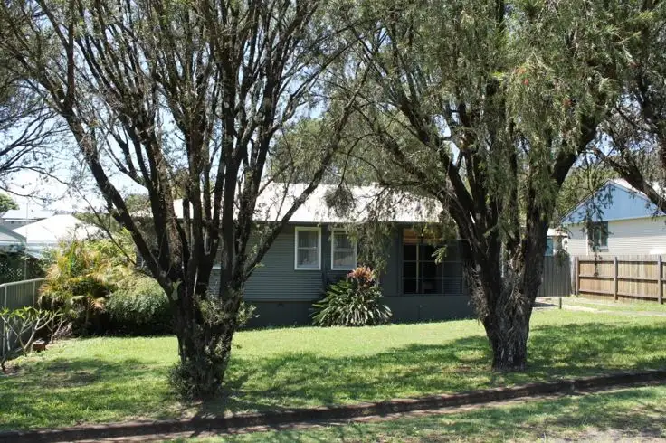 8 Anderson Street