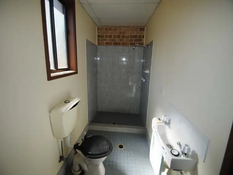 Fifth view of Homely unit listing, 4/10-12 Wallarah Road, Gorokan NSW 2263