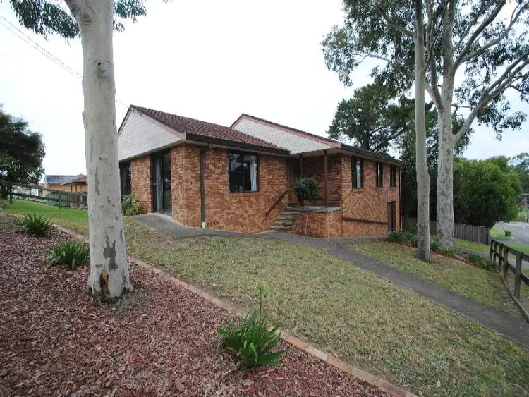 1 Walter Close, Wyong NSW 2259