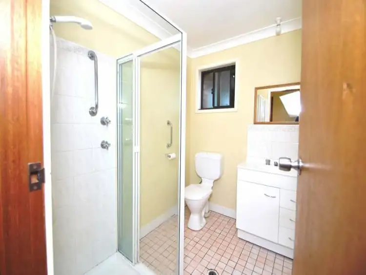 Fifth view of Homely house listing, 1 Walter Close, Wyong NSW 2259