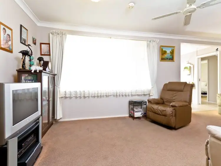 Sixth view of Homely house listing, 27 Kathleen White Crescent, Killarney Vale NSW 2261
