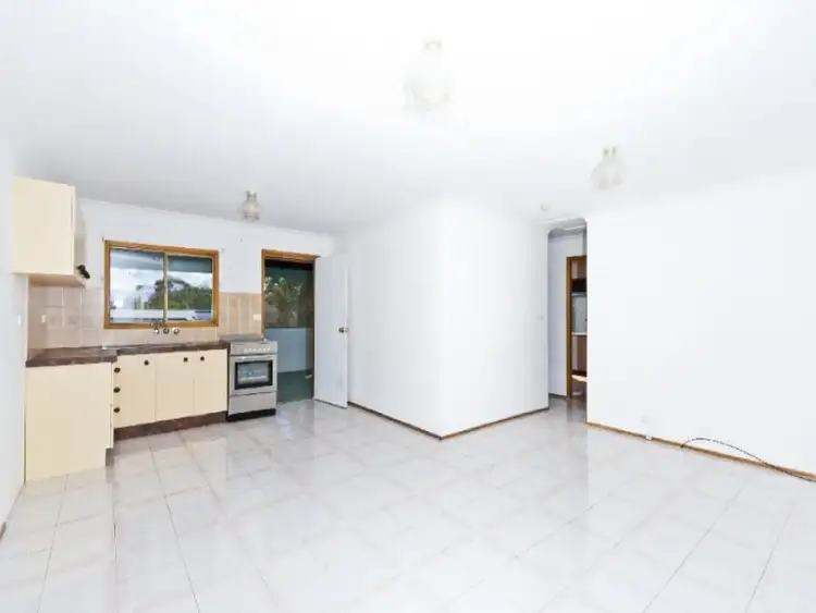 26 Kapala Avenue, Summerland Point NSW 2259