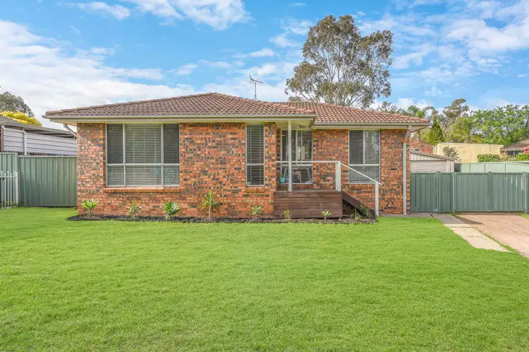 4 Crozier Street, Eagle Vale NSW 2558