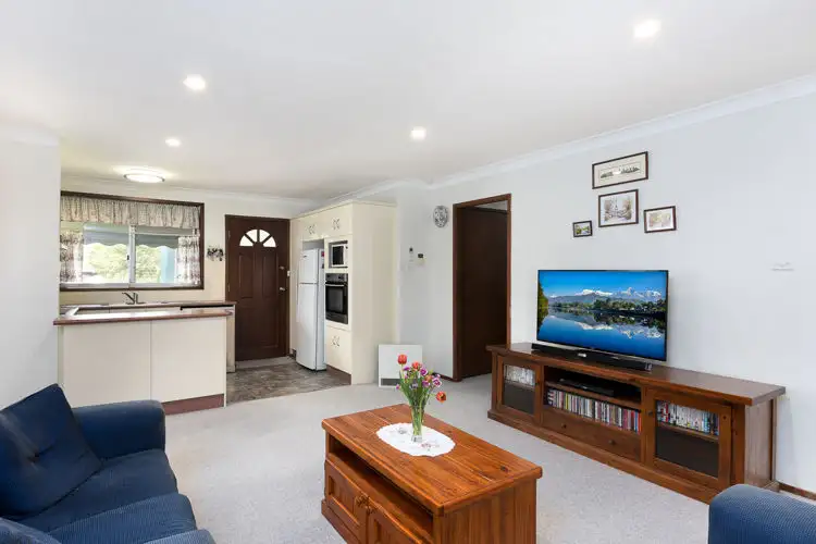 Fourth view of Homely house listing, 4 Shiraz Place, Eschol Park NSW 2558