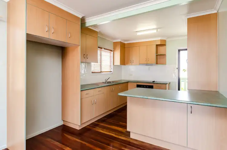 Fifth view of Homely house listing, 2 Glenn Court, West Gladstone QLD 4680