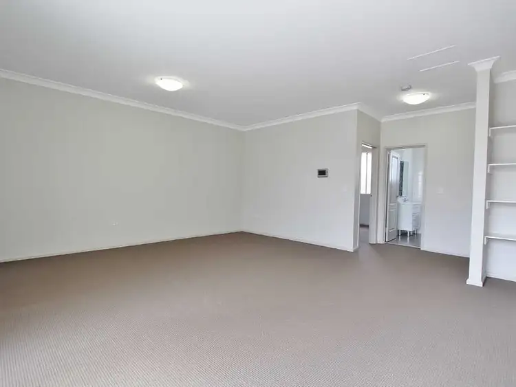 Fourth view of Homely unit listing, 20/21 Cross St, Guildford NSW 2161