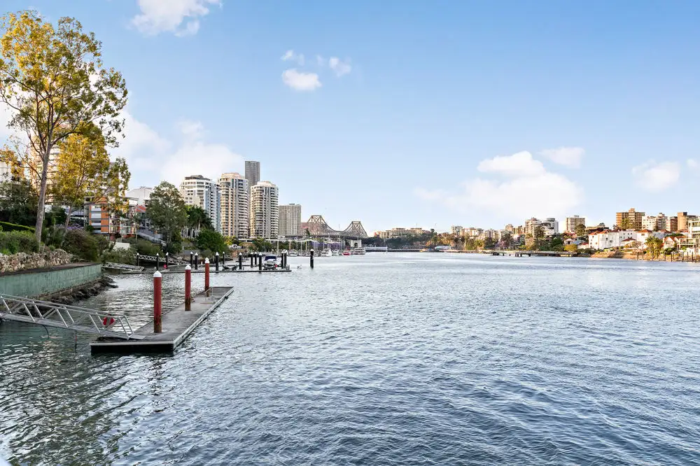 Main view of Homely unit listing, 11/64 Thorn Street, Kangaroo Point QLD 4169