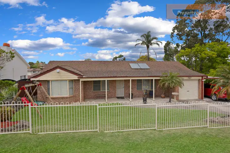 25 Explorers Way, St Clair NSW 2759