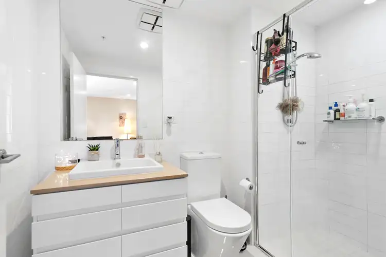 Sixth view of Homely unit listing, 4002/37c Harbour Road, Hamilton QLD 4007