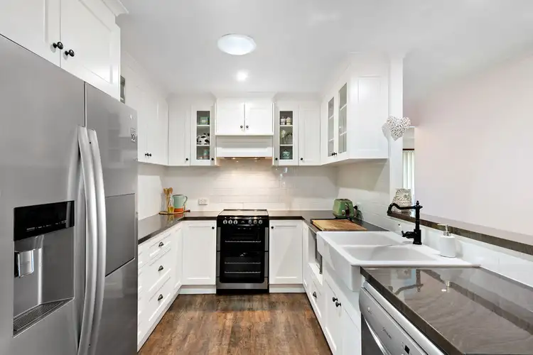 Second view of Homely house listing, 5 Glen Court, Glencoe QLD 4352