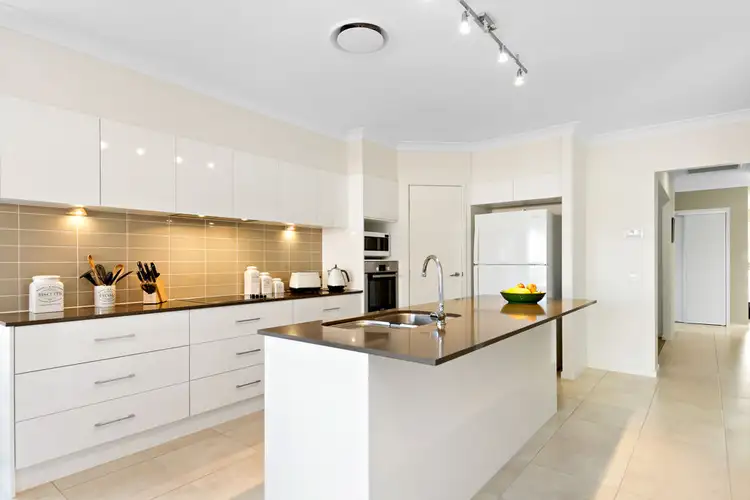 12 Sunshine Crescent, Caloundra West QLD 4551