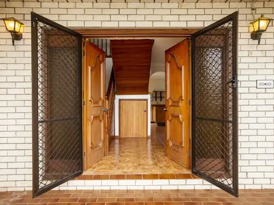 Fourth view of Homely house listing, 9 Ashwood Court, Sunnybank Hills QLD 4109