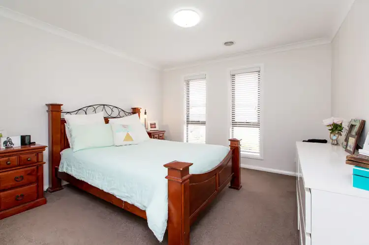 Sixth view of Homely house listing, 9 Cootamundra Boulevard, Gobbagombalin NSW 2650