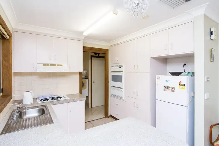 Fifth view of Homely house listing, 2/7 Barwon Place, Tatton NSW 2650