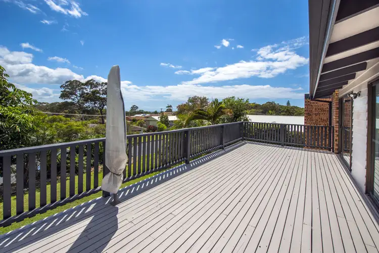31 Campbell Street, Safety Beach NSW 2456