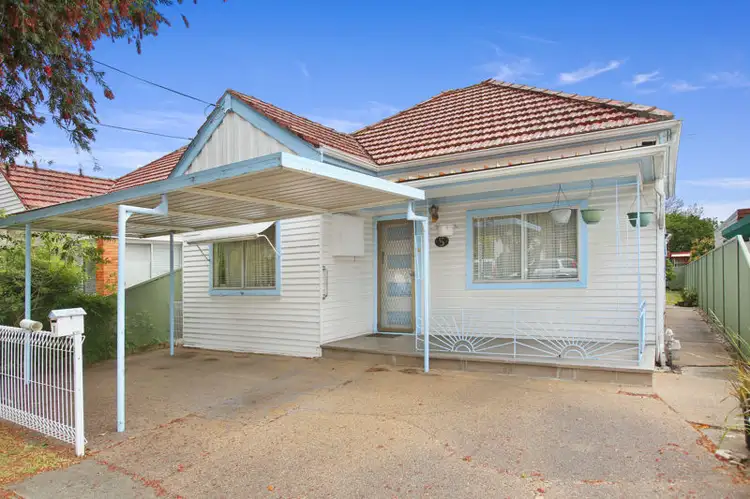 5 Cumberland Rd, Auburn NSW 2144