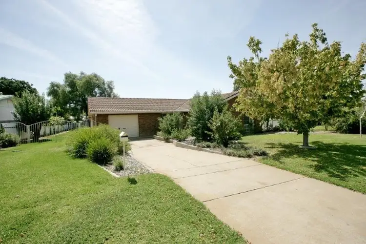 31 Doman Street, Estella, Wagga Wagga NSW 2650