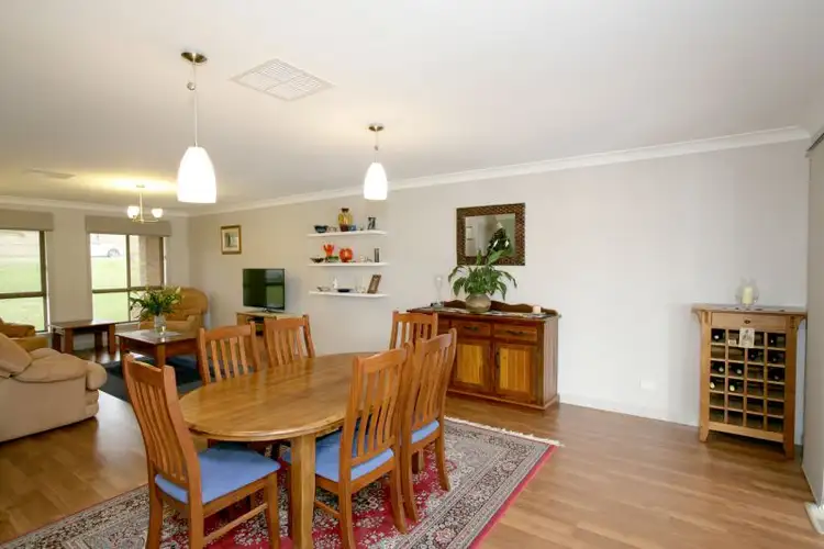 Seventh view of Homely house listing, 118 Kaloona Dr, Bourkelands NSW 2650